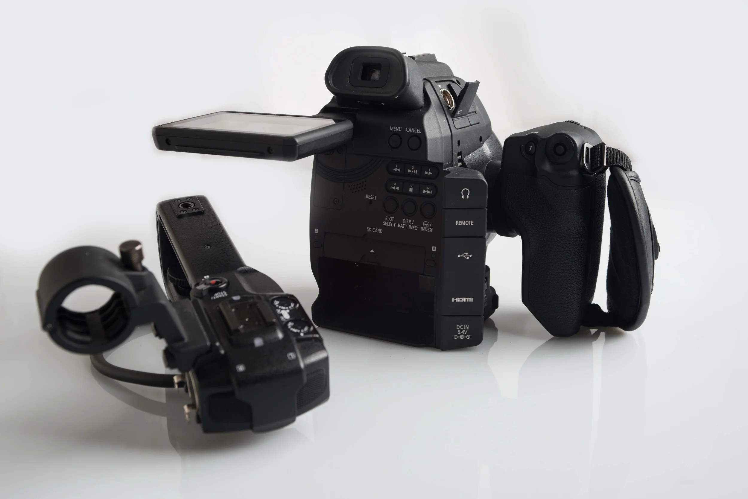 canon C100(訳あり) / マイク / カメラバッグ  セット Amazon | Canon デジタルシネマカメラ（EFマウント）EOS C100 Mark II